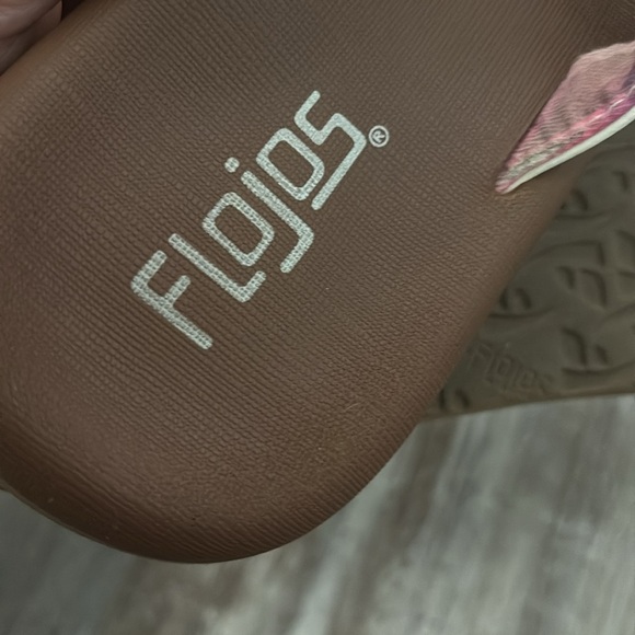 Flojos Women's Margo Flip Flops Thongs Sandals size 8 - Picture 8 of 8